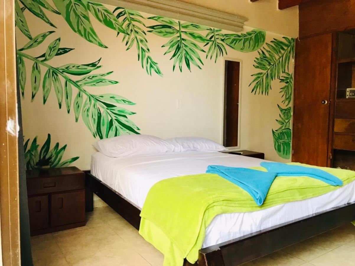 Hostal Mom Mariela San Andrés Eksteriør billede