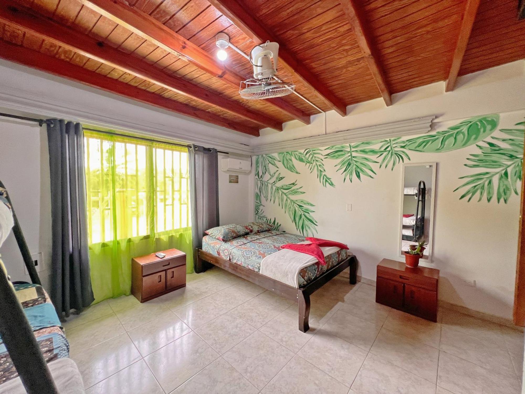 Hostal Mom Mariela San Andrés Eksteriør billede